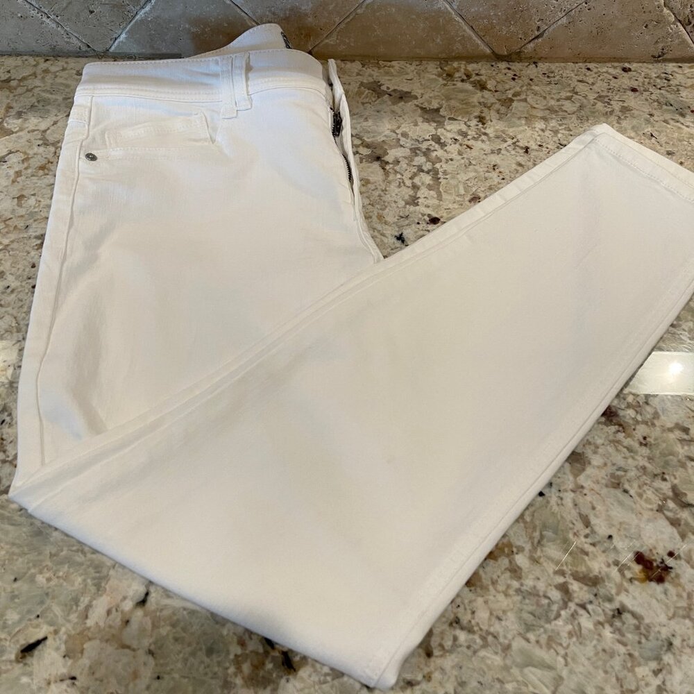 Jeans Bundle - Picture 4 of 5